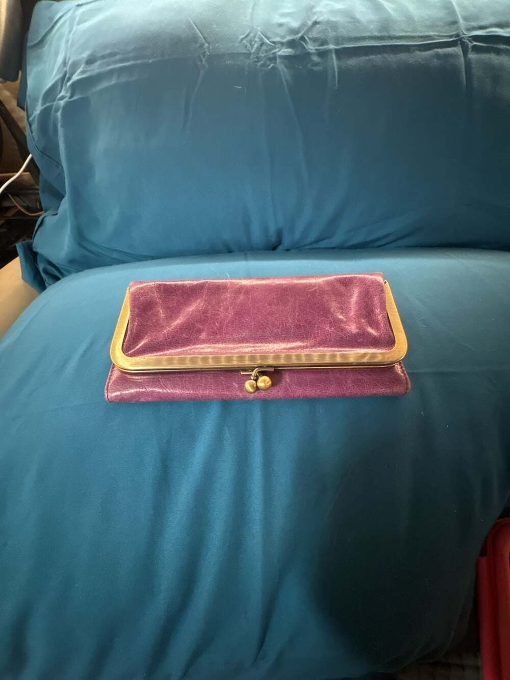 HOBO Sadie Wallet purple kiss lock clutch wallet